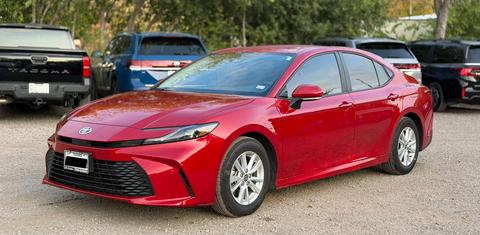 Toyota Camry Hybrid 2025