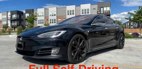 Tesla Model S 2020