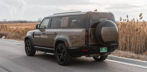 Land Rover Defender 2023