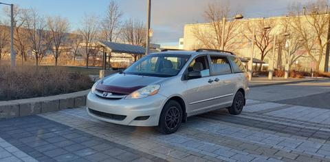 Toyota Sienna 2010