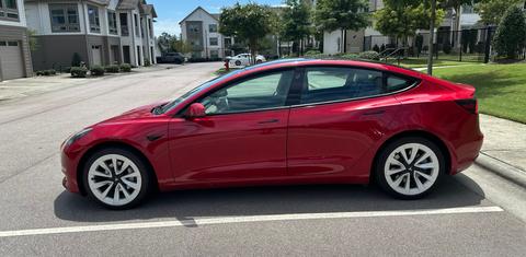 Tesla Model 3 2023