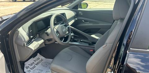 Hyundai Elantra 2025