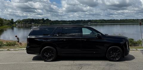 Cadillac Escalade ESV 2025