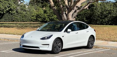 Tesla Model 3 2023