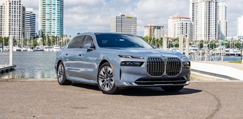 BMW i7 2024