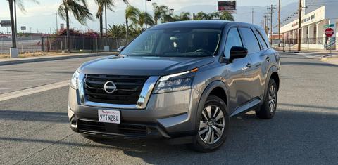 Nissan Pathfinder 2025