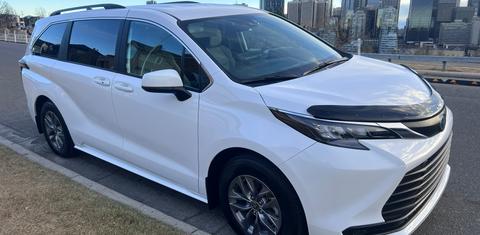 Toyota Sienna 2025