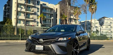 Toyota Camry 2018