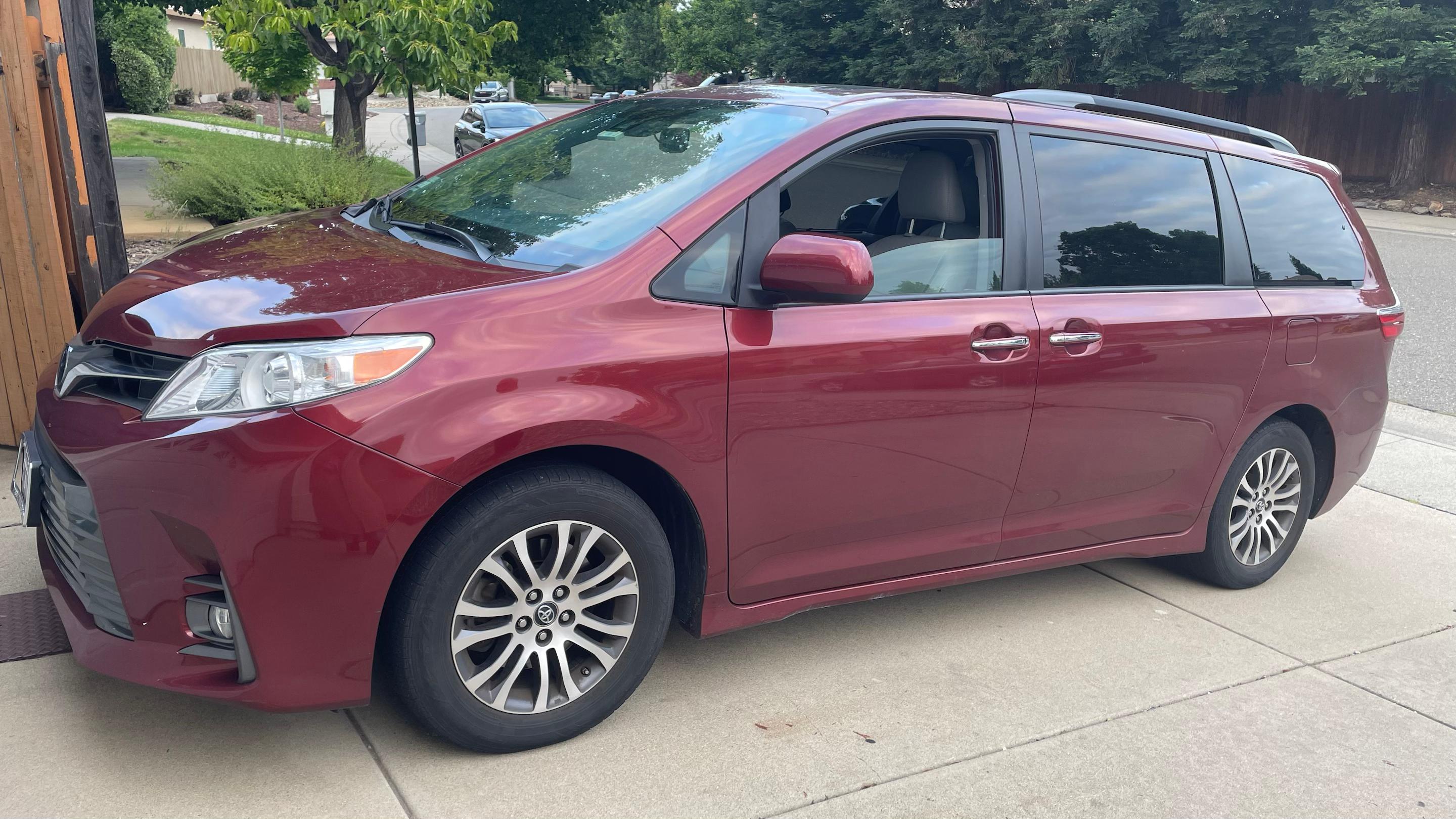 Toyota Sienna 2020 in Folsom, CA
