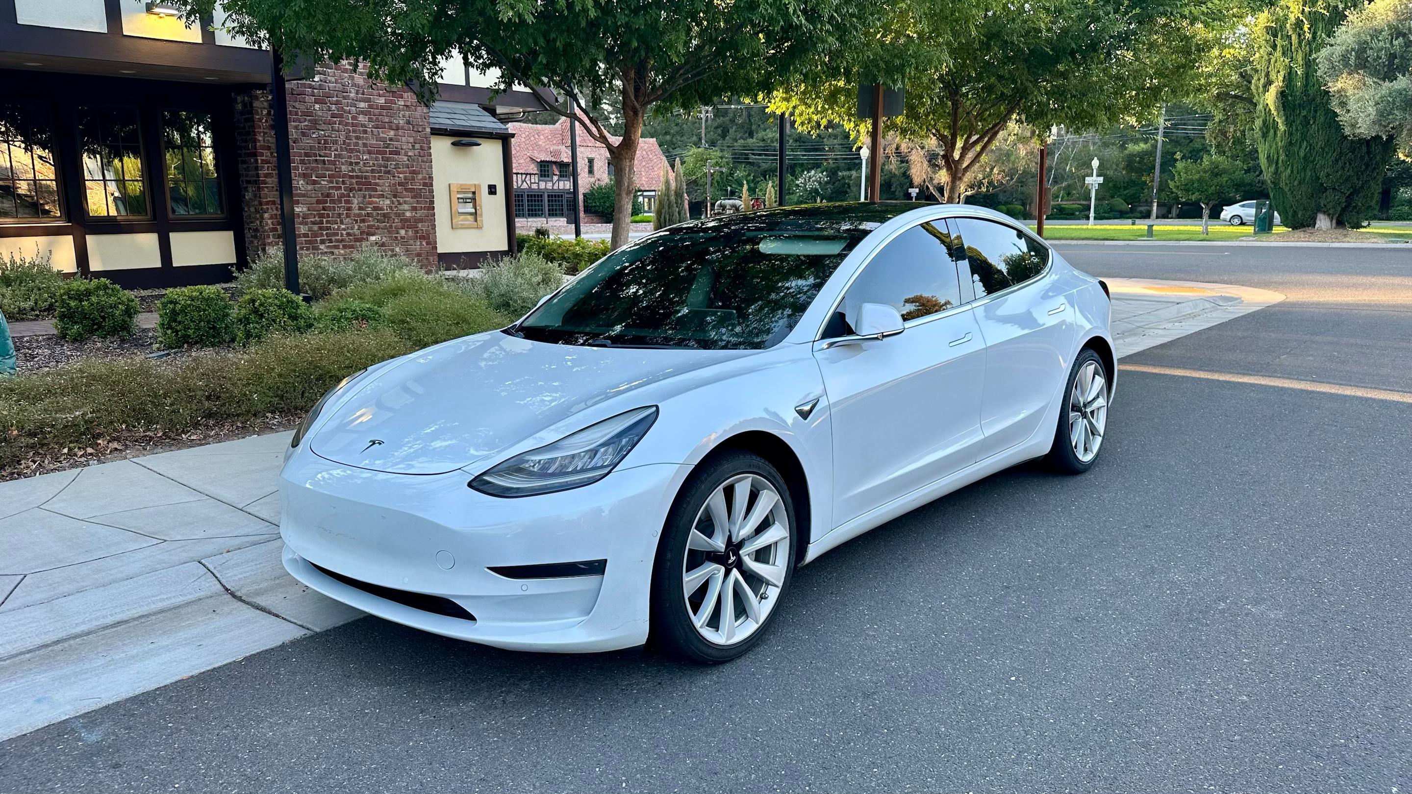 Tesla Model 3 2019 in Sacramento, CA