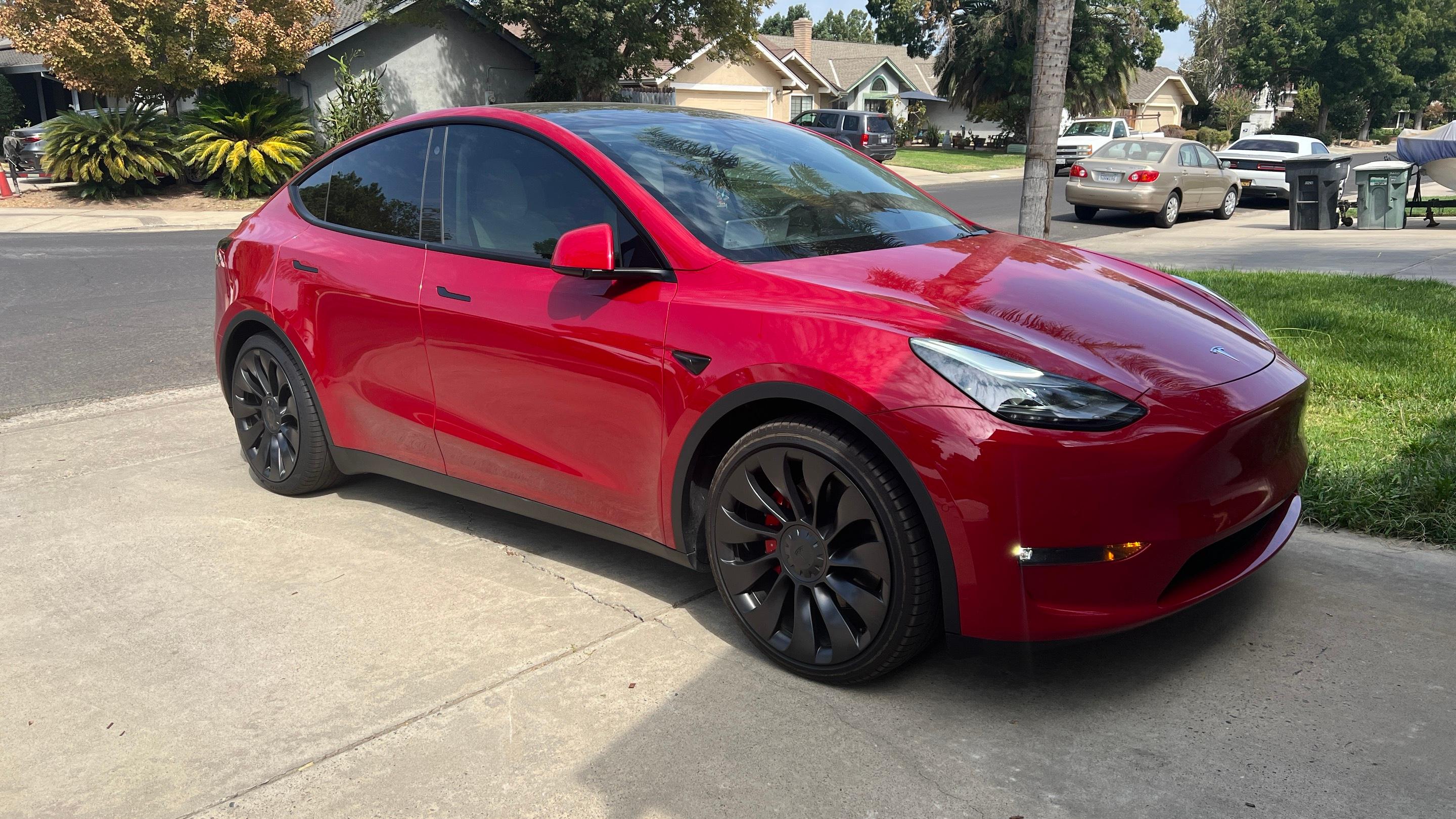 Tesla Model Y 2022 in Modesto, CA