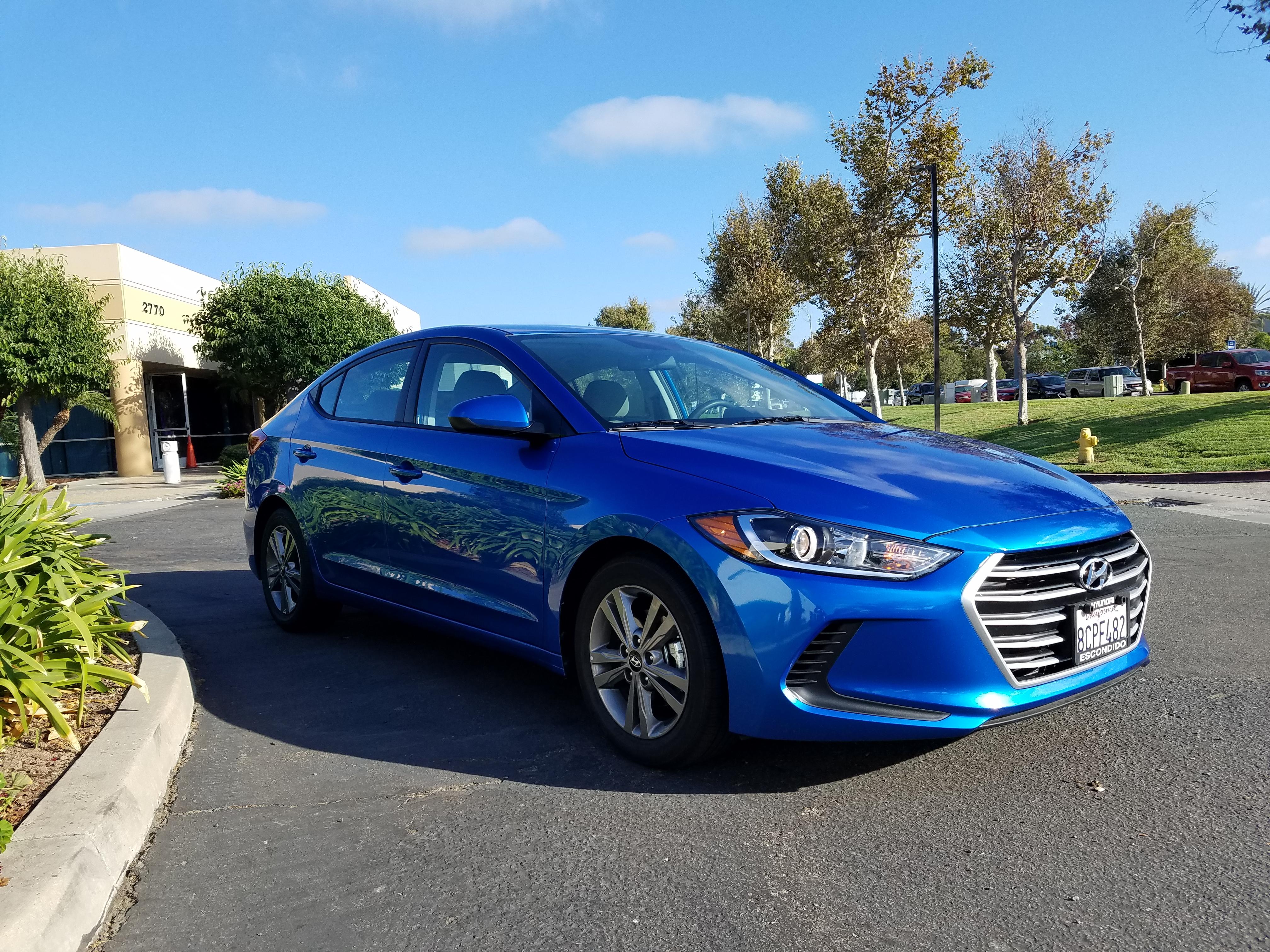 Hyundai Elantra 2018 in 