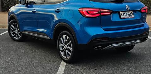 MG HS 2021