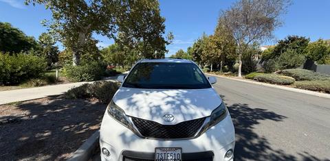 Toyota Sienna 2016