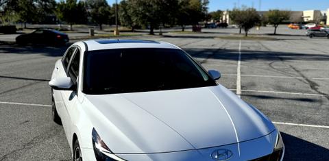 Hyundai Elantra Hybrid 2021