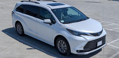Toyota Sienna 2025