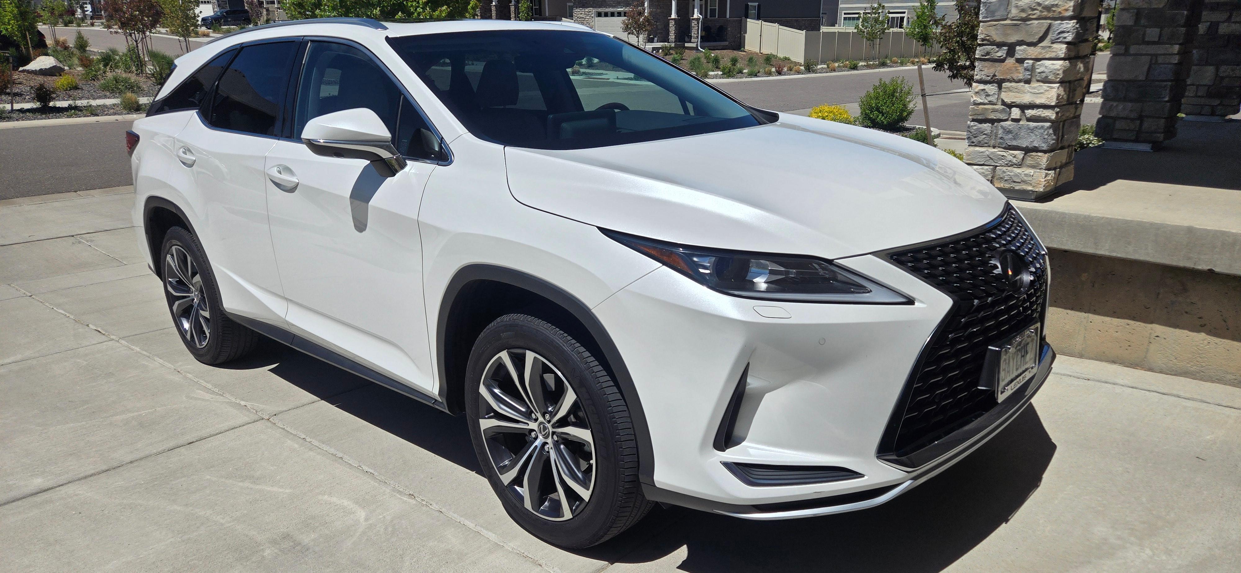 Lexus RX 2022 in 
