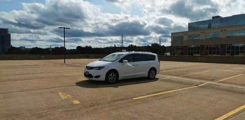 Chrysler Pacifica 2017