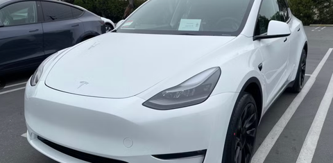 Tesla Model Y 2023