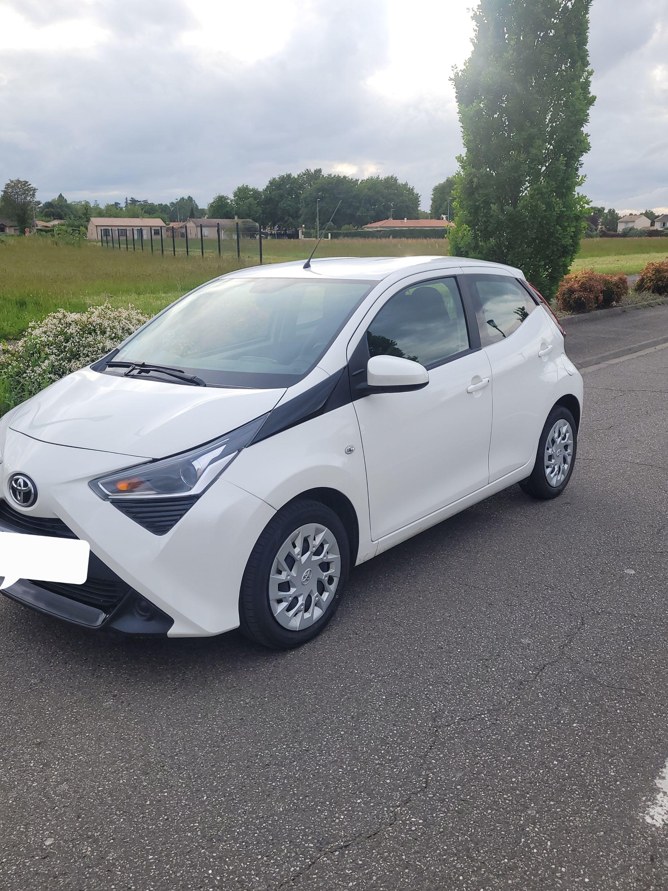 Toyota AYGO 2020 à Agen