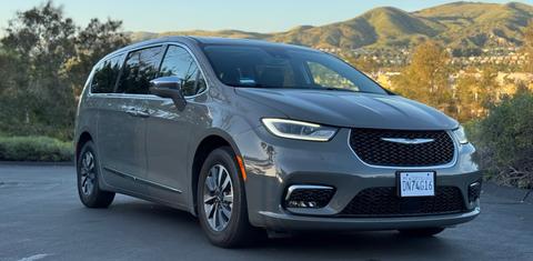 Chrysler Pacifica 2022