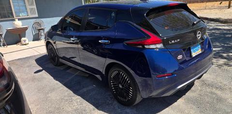 Nissan LEAF 2025