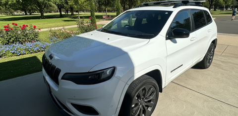 Jeep CHEROKEE 2022