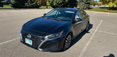 Nissan Altima 2024