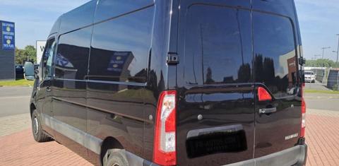 Renault MASTER III 2019 rental in Bollezeele, HAUTS-DE-FRANCE by Frédérick V. | Turo