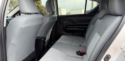 Toyota Prius c 2015