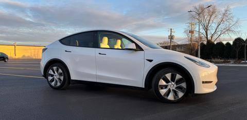 Tesla Model Y 2021