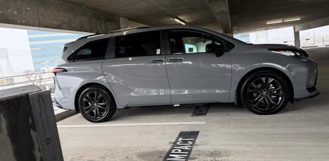 Toyota Sienna 2026