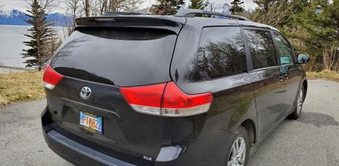 Toyota Sienna 2011