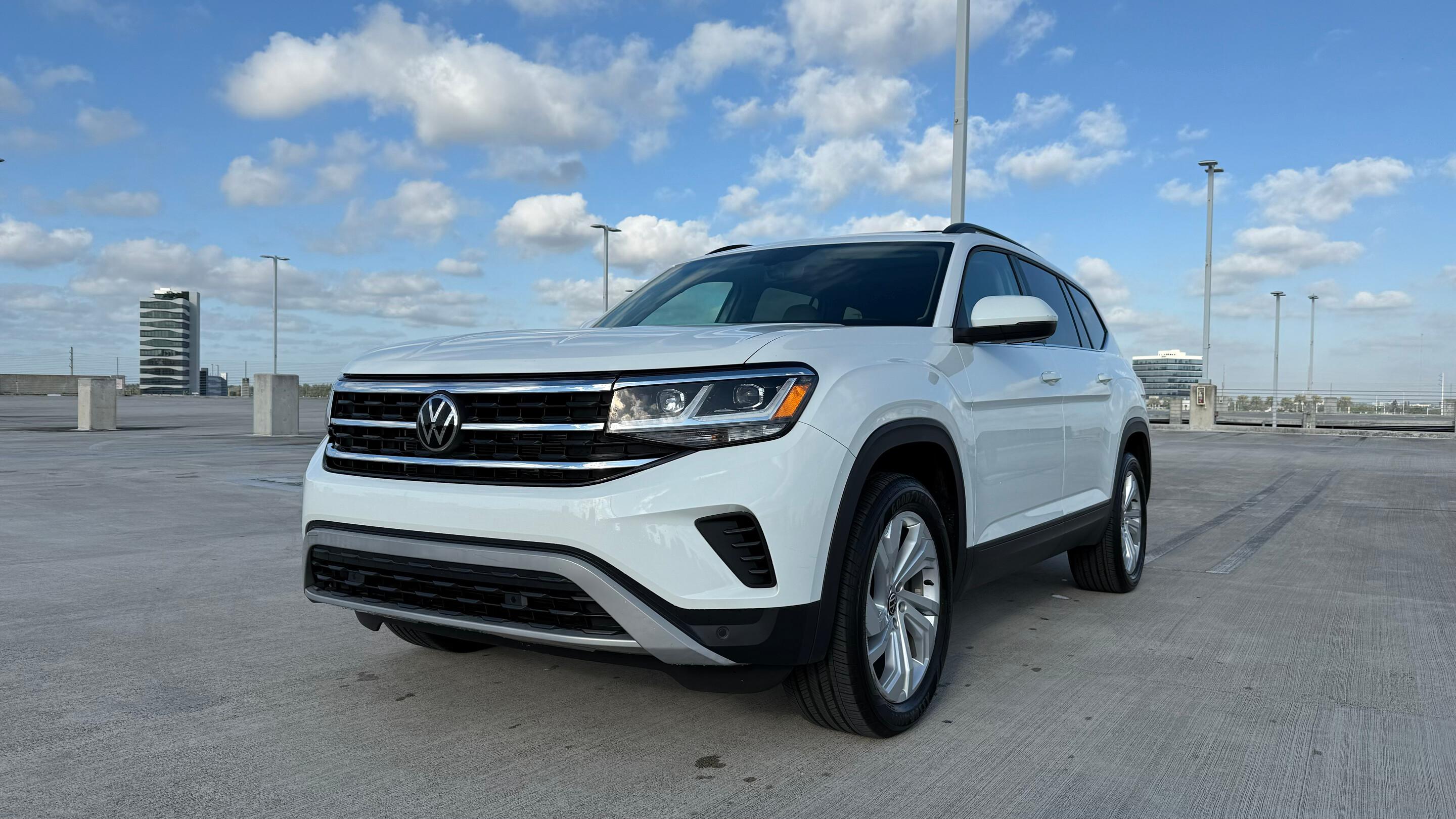 Volkswagen Atlas 2023 in Miami, FL