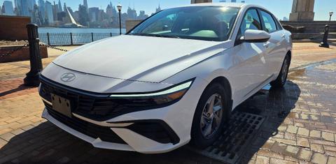 Hyundai Elantra 2025