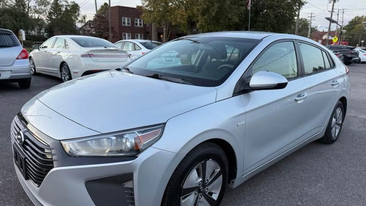 Hyundai Ioniq Hybrid 2018 in 