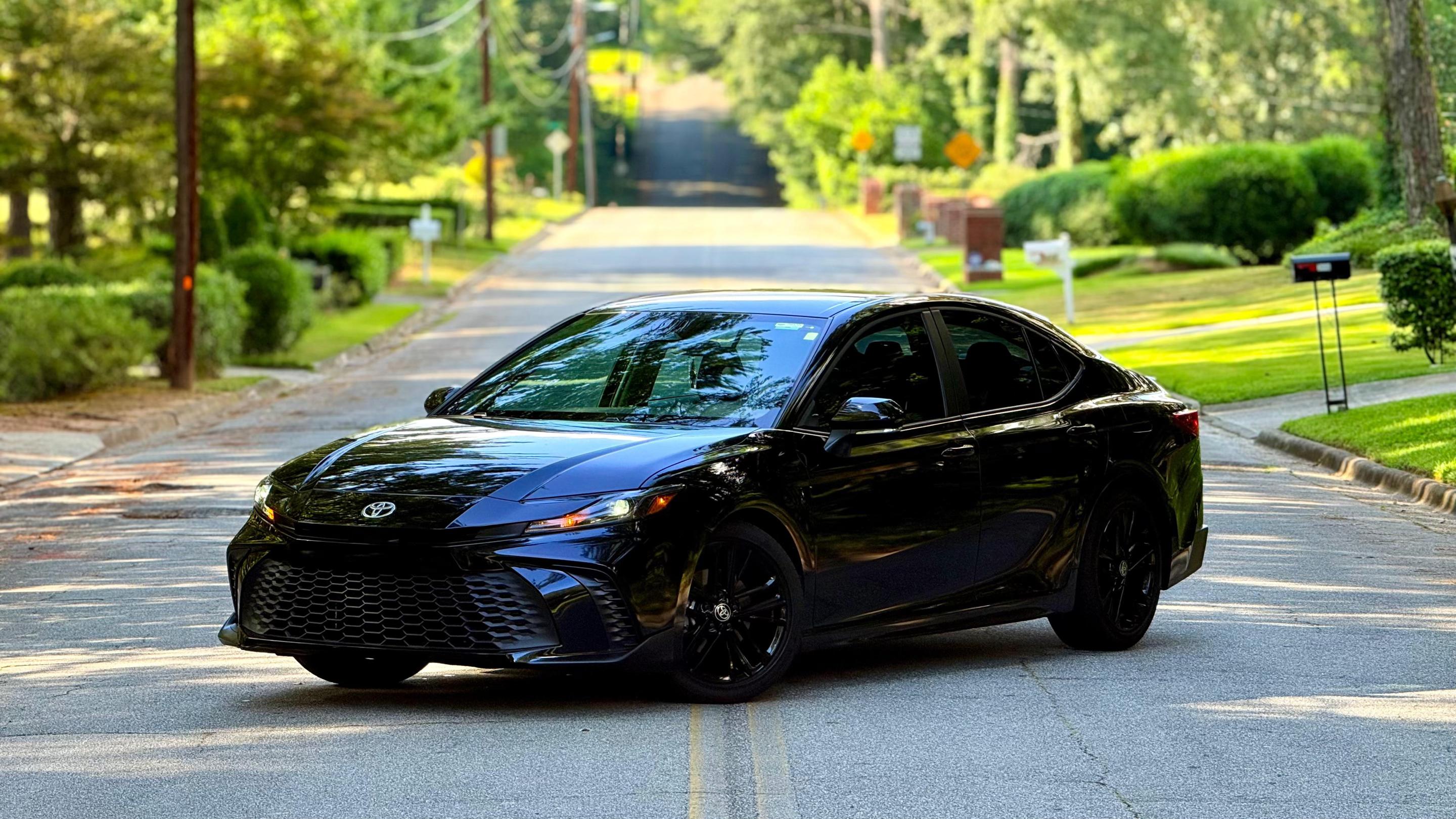 Toyota Camry Hybrid 2025 in Atlanta, GA