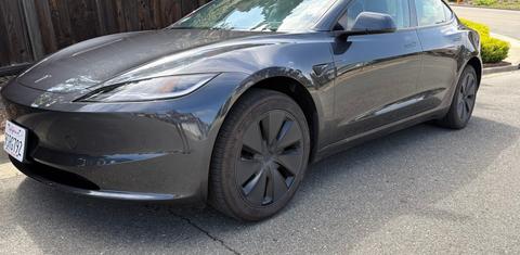 Tesla Model 3 2025