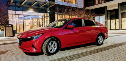 Hyundai Elantra 2022