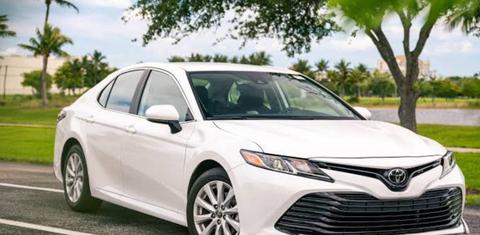 Toyota CAMRY 2018