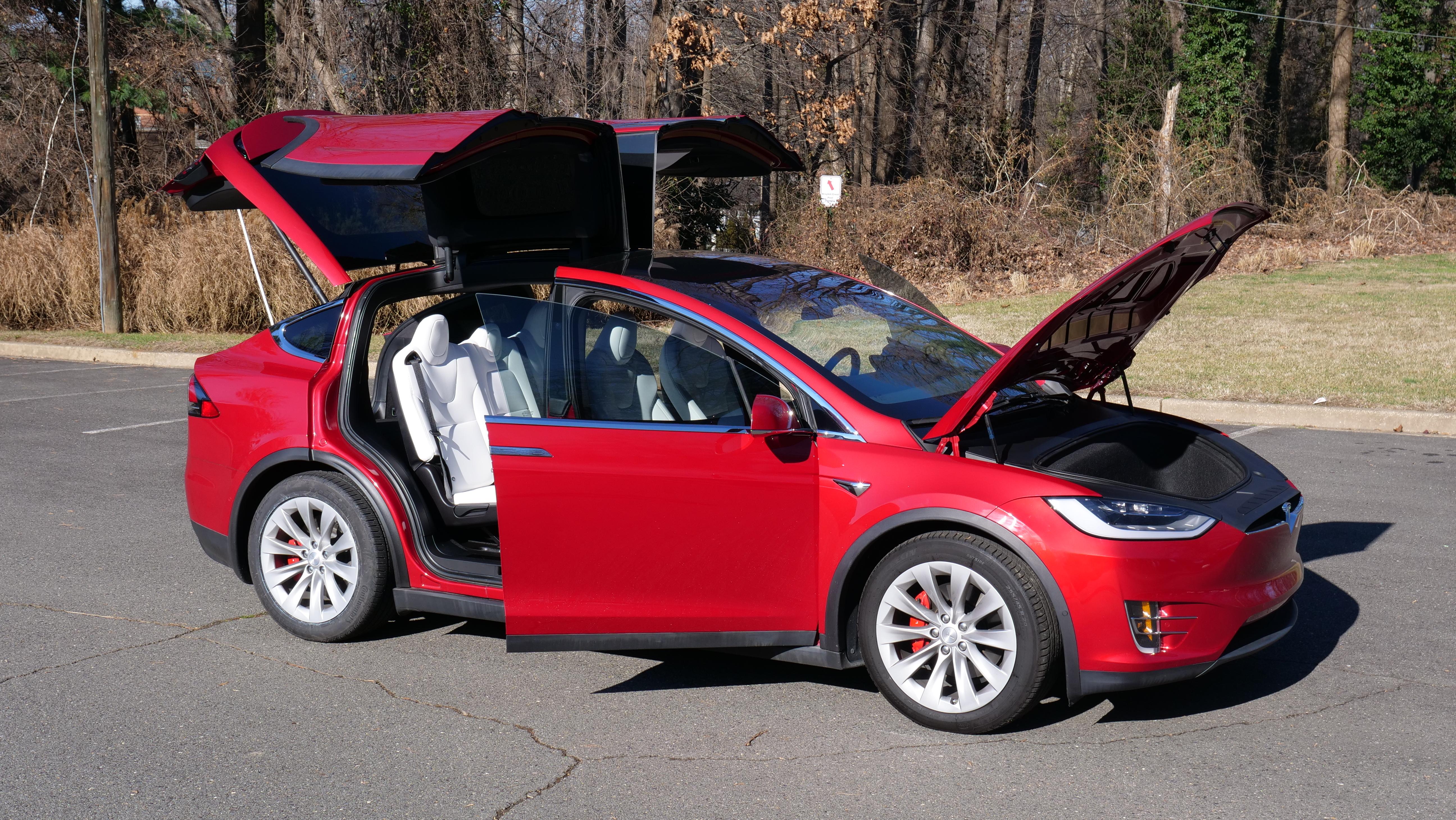 Tesla Model X 2021 in Falls Church, VA