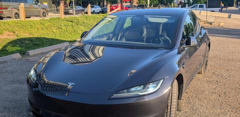 Tesla Model 3 2025