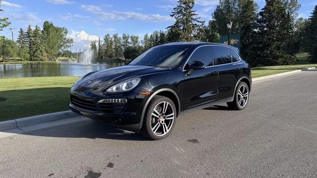 Porsche Cayenne 2014 in Calgary, AB
