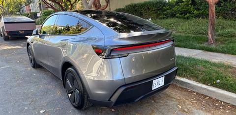 Tesla Model Y 2026