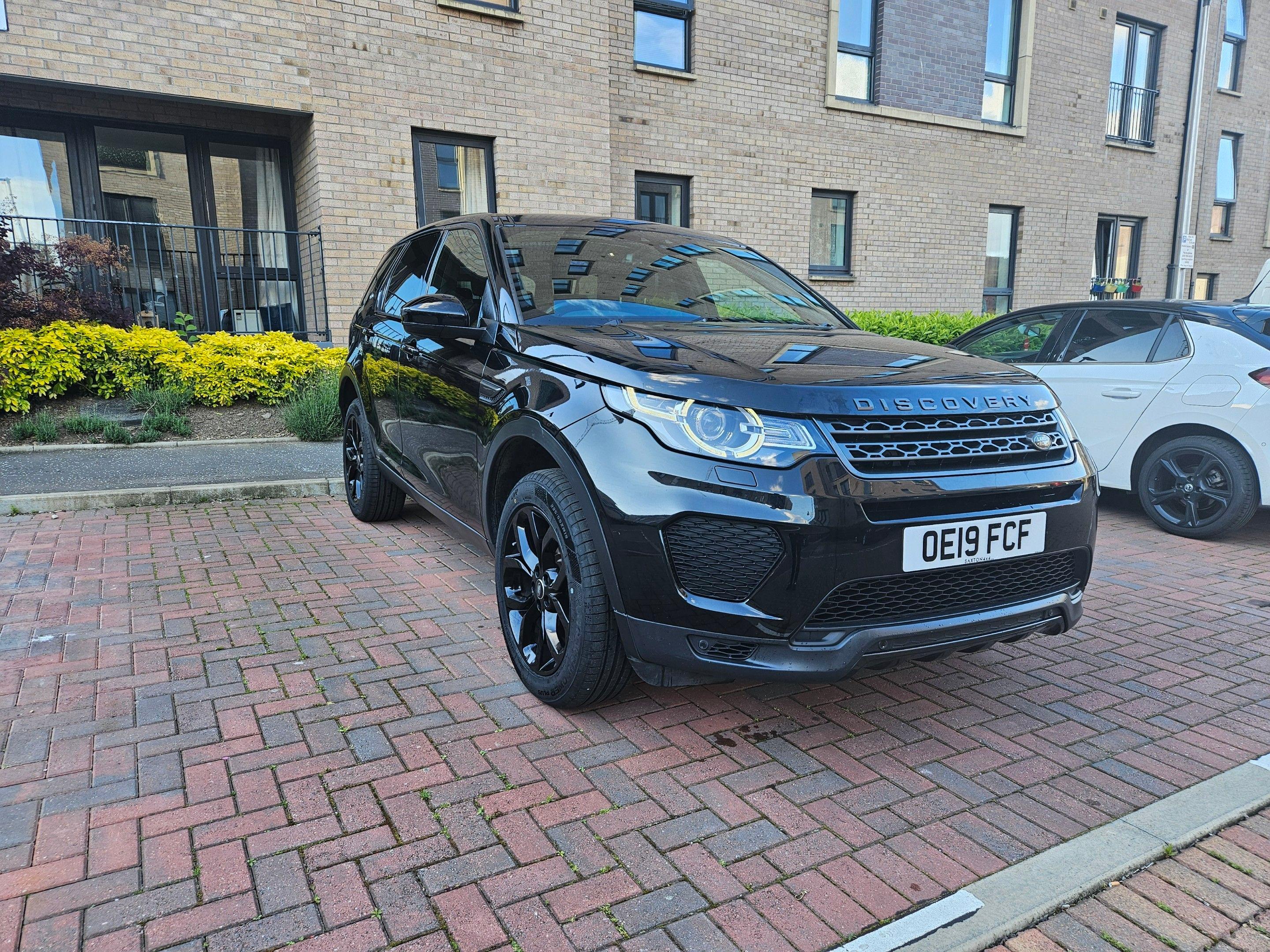Land Rover Discovery Sport 2019 in Edinburgh