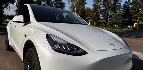 Tesla Model Y 2021