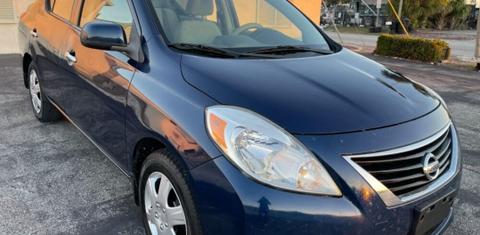 Nissan Versa 2014