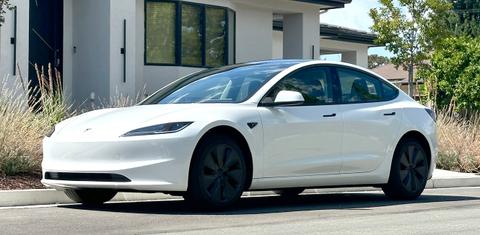 Tesla Model 3 2025
