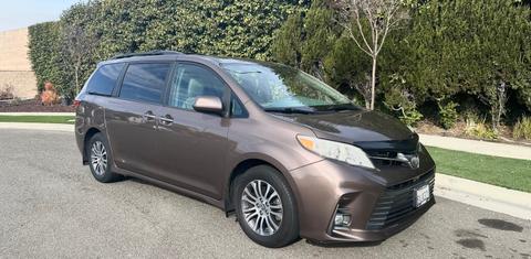 Toyota Sienna 2018