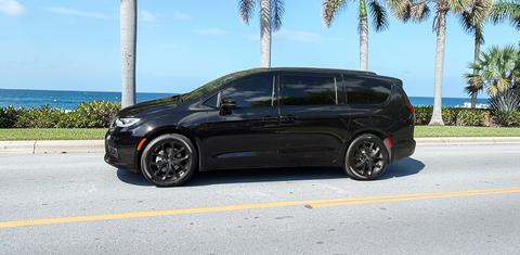 Chrysler Pacifica 2026